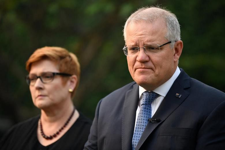 PM Scott Morrison melihat ‘hari yang sulit’ bagi warga Australia saat jumlah korban gunung berapi meningkat