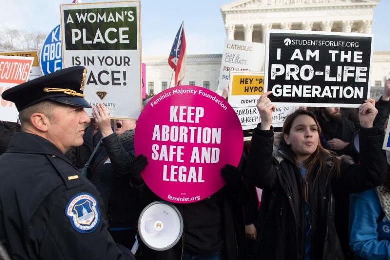 Mahkamah Agung AS meninggalkan pembatasan aborsi Kentucky